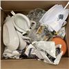Image 2 : Box Lot of Porcelain, China & Household Goods