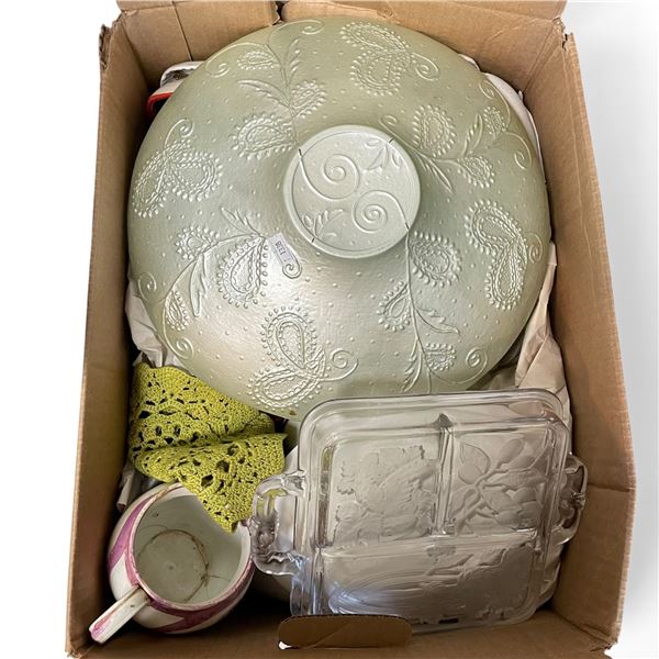 Box of China, Household & Kitchen Goods