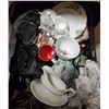Image 1 : Box Lot of Assorted Kitchen Goods and Décor