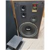 Image 1 : Pair of Vintage Realistic Mach 5000 PA Speakers with Stands - 12" x 17" x 30" tall