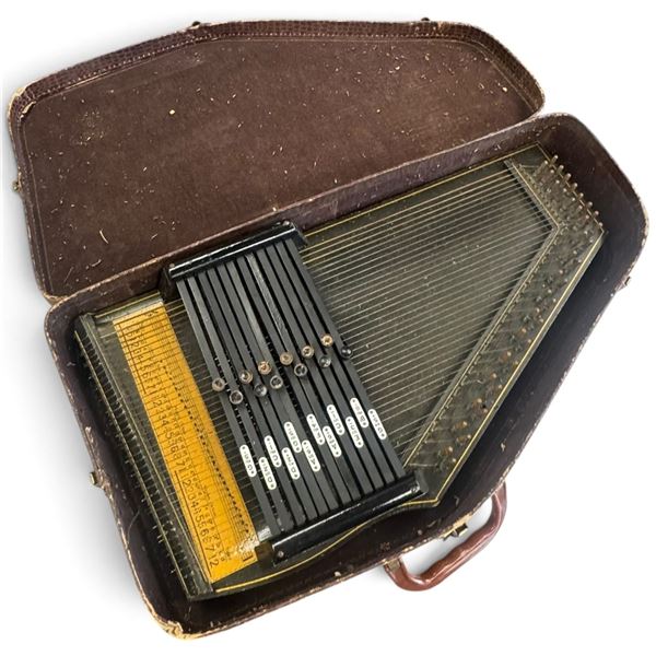 Black-Painted 12-Chord Autoharp-Style Zither with Note Guide, No. 04732 & Fitted Case