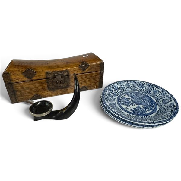Wooden Lockbox with Removable Tray, 3 Blue & White Ceramic Plates & Miami Beach Horn-Form Ashtray