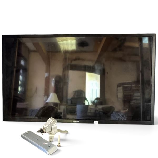 Samsung UN32M5300AFXZC 32-Inch M5300 Full HD 1080p Smart LED TV With Stand