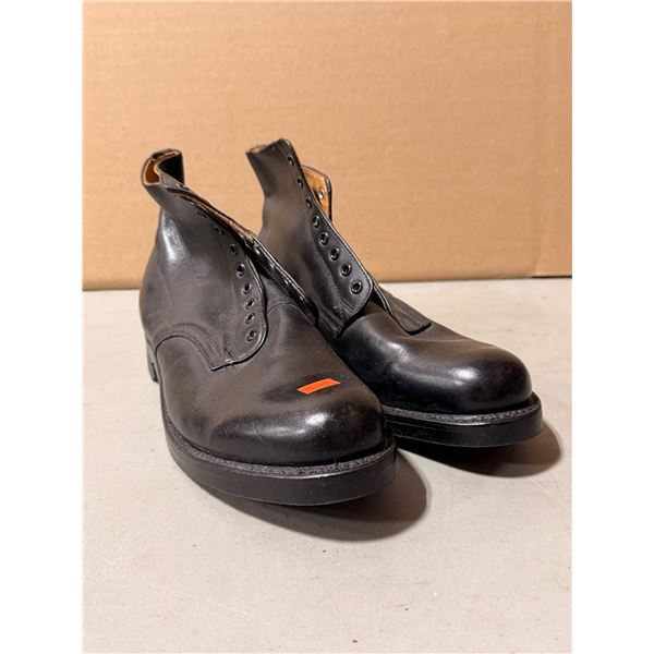 VTG 1987 Black Leather Military-Style Ankle Boots