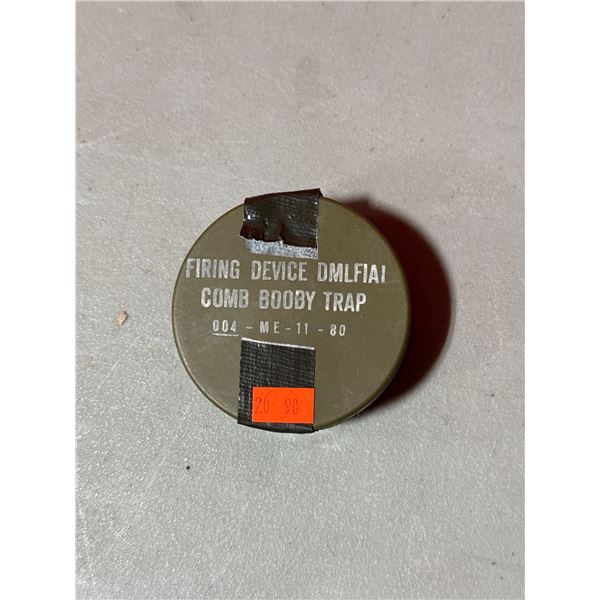 VTG 1980 DMLF1A1 Military Training Booby Trap Firing Device Tin