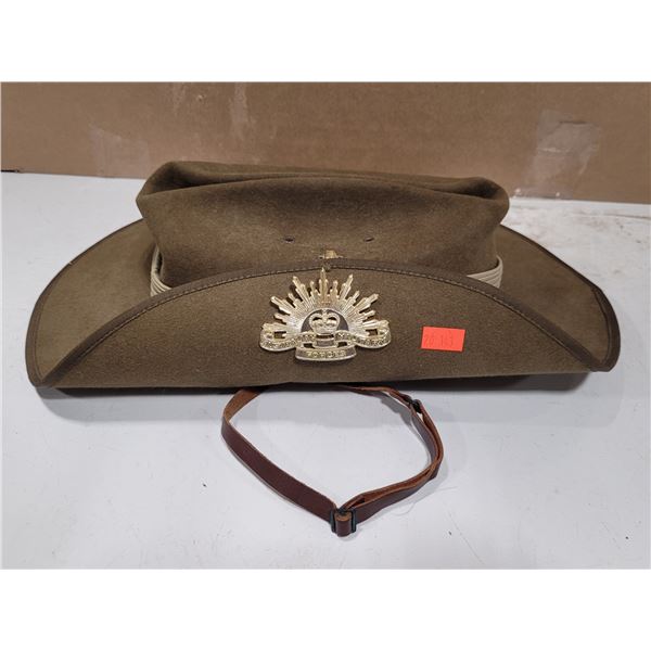 VTG 1981 Australian Army Khaki Fur Felt (KFF) w/ "Rising Sun" badge