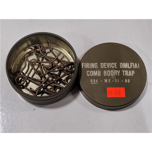 VTG 1980 DMLF1A1 Military Training Booby Trap Firing Device Tin