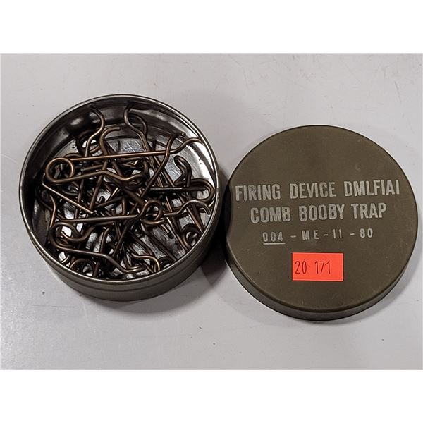 VTG 1980 DMLF1A1 Military Training Booby Trap Firing Device Tin