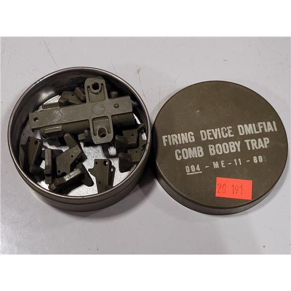 VTG 1980 DMLF1A1 Military Training Booby Trap Firing Device Tin