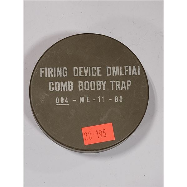 VTG 1980 DMLF1A1 Military Training Booby Trap Firing Device Tin