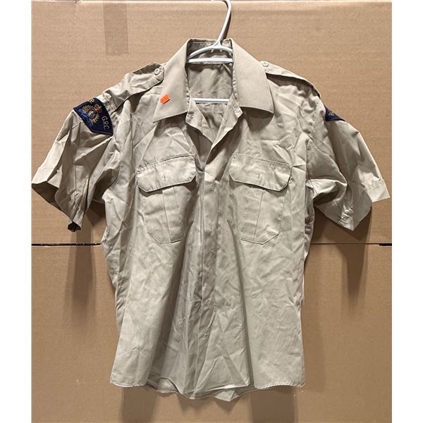 VTG 1986 RCMP/GRC Khaki Short Sleeve Uniform Shirt w/ Shoulder Patch