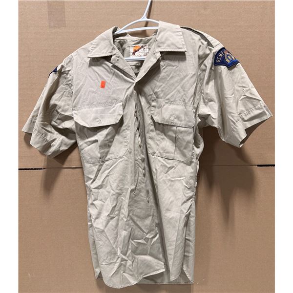 VTG RCMP/GRC Khaki Short Sleeve Uniform Shirt w/ Shoulder Patch