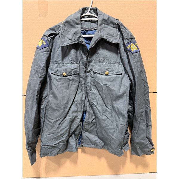 VTG 1987 RCMP/GRC Patrol Jacket w/ Shoulder Patches