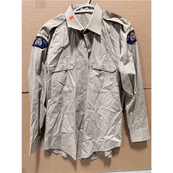 VTG RCMP/GRC Khaki Long Sleeve Uniform Shirt w/ Shoulder Patch