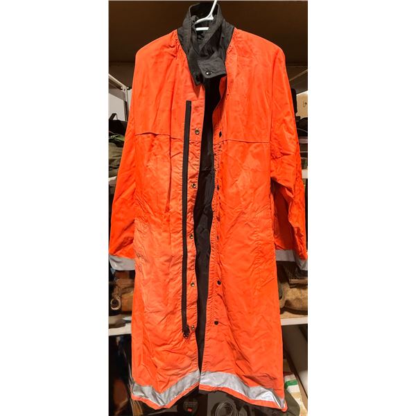 VTG High-Visibility Police Rain Coat w/ Reflective Trim