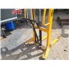 Image 2 : APPOLLO Manual Hydraulic Stacker