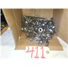 Image 1 : Box with contain