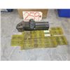 Image 1 : Kennametal Holder 1"1/2 MSRNR-246E with Inserts(36) SNMG