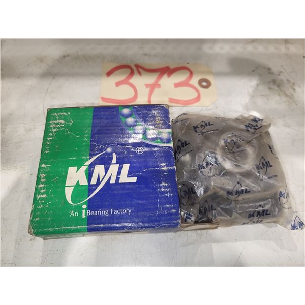 KML Square Pillow Bloc Bearing (3"1/2 with 3/4" Hole)
