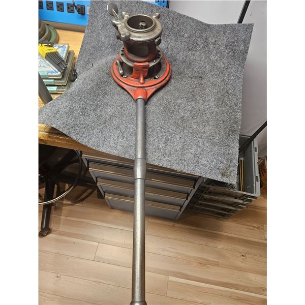 Rigid 1-2'' pipe threader
