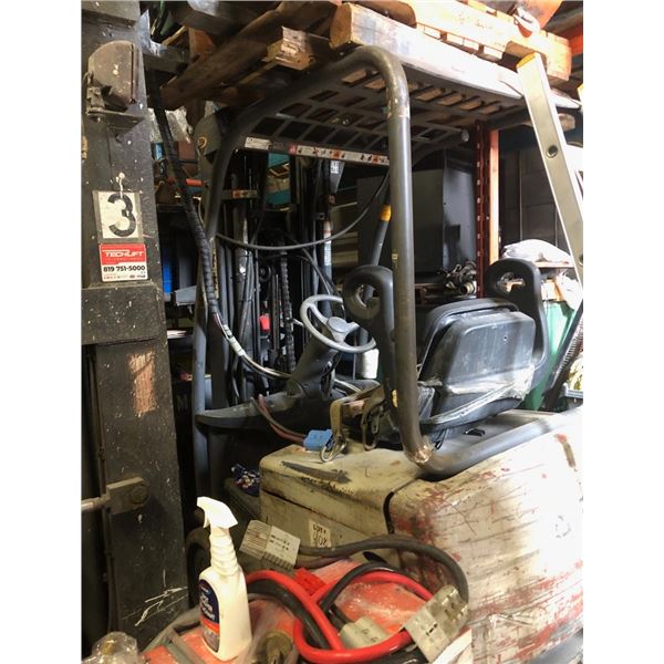 Crown forklift 36 volt 3 stage sideshift no battery (Tested)