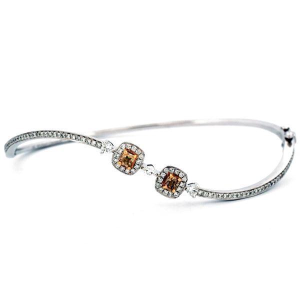 18K White Gold 1.05ct Diamond Bangle Bracelet