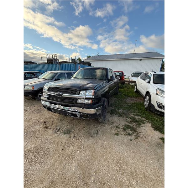 2005 Chevrolet Silverado, No Key, Clear of Liens