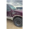 Image 15 : 1999 Ford F-350 Super Duty 4x4 Extended Cab – Triton V10 – Manual Trans – Starts & Runs 