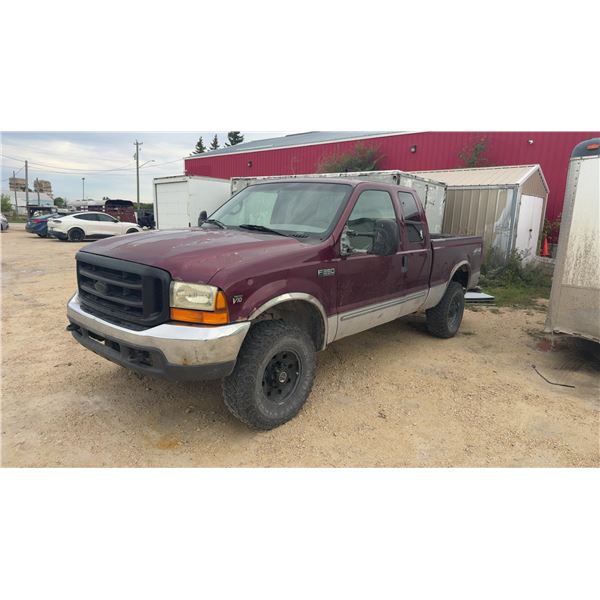1999 Ford F-350 Super Duty 4x4 Extended Cab – Triton V10 – Manual Trans – Starts & Runs 