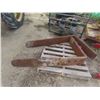 Image 1 : Heavy Duty Forks – 54" Long