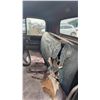 Image 11 : 1953 Chevrolet 3/4 Ton Truck w/ Hoist Model 1433 – Ran 4 Years Ago – Keys & Manual Included