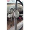 Image 14 : 1953 Chevrolet 3/4 Ton Truck w/ Hoist Model 1433 – Ran 4 Years Ago – Keys & Manual Included