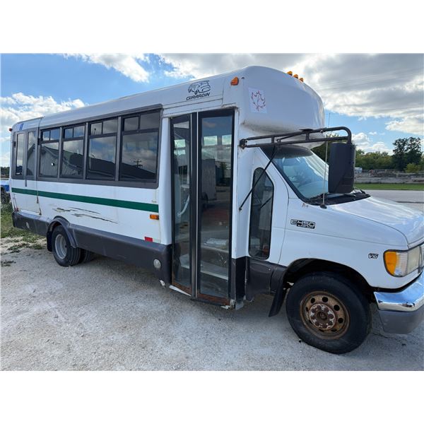 2001 Ford E-450 Super Duty Girardin Minibus – Triton V10 – 13 Passenger
