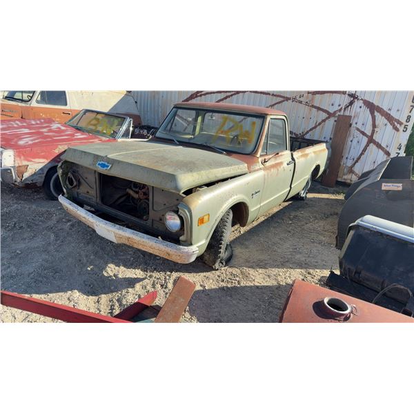 Chevrolet C10 Pickup Truck, 1967-1972, Long Bed, Single Headlight, Missing Grille. No TOD.