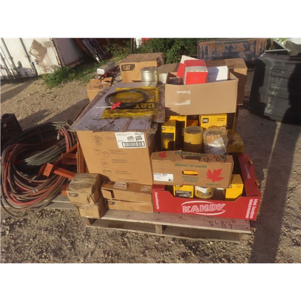Pallet of Cat Filters – Oil, Hydraulic and Air – Plus Gaskets