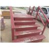 Image 4 : 5-Step Stairs with Hand Railing, 38" H × 66" W
