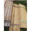 Image 4 : 123 Pieces 2" × 4" and 12 Pieces 2" × 6" Lumber, 5 ft Long