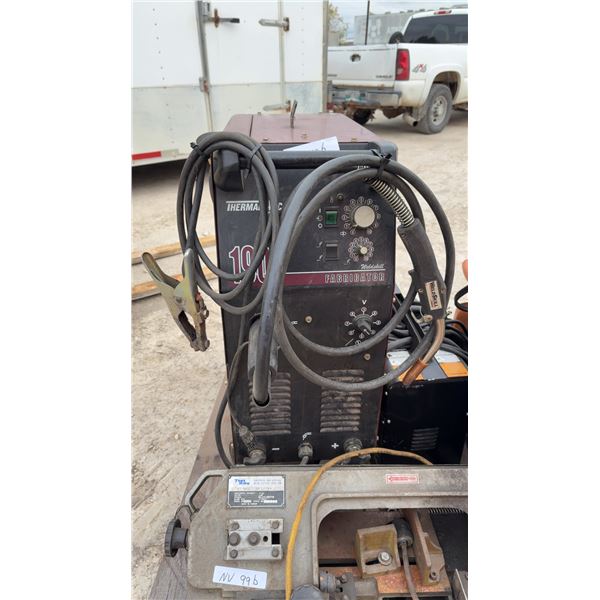 Thermal Arc Weldskill Fabricator 190 MIG Welder, 230V