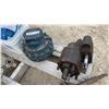 Image 5 : Muncie Power Products PTO 8BS-U6808-P1KX and Hydraulic Pumps