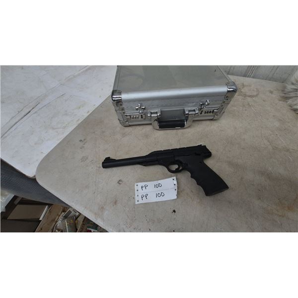 Browning Buck Mark CO2 Pellet Pistol with Hard Case