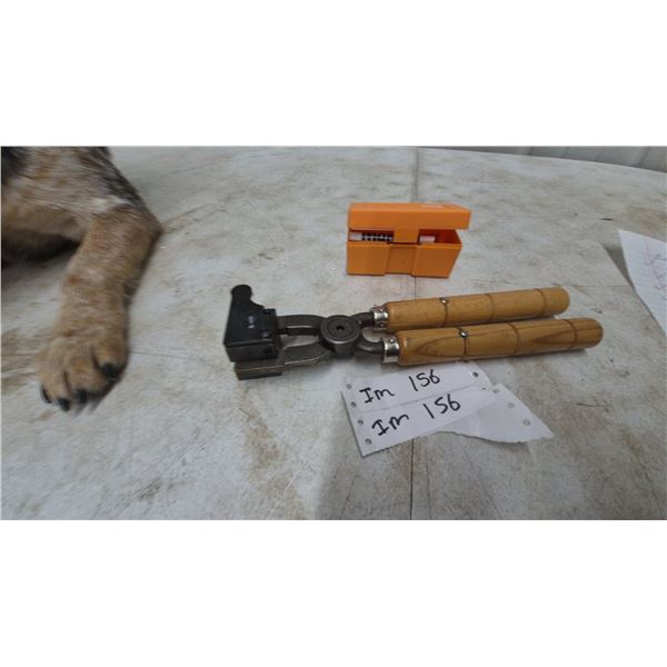 .43 Spanish Lyman Bullet Mold with Handles