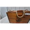 Image 4 : Winchester Wooden Crate with Rope Handles, 12 Gauge 500 Repeater