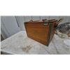 Image 7 : Winchester Wooden Crate with Rope Handles, 12 Gauge 500 Repeater