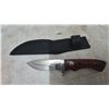 Image 3 : Smith's Knife Sharpener and 2 Knives, One with Sheath