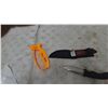 Image 7 : Smith's Knife Sharpener and 2 Knives, One with Sheath