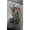 Image 1 : Edge Expedite Quiver Critter Predator Decoy, Stake, and Instructions