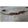 Image 2 : Arctira Recurve Bow, String, and 2 String Silencers