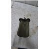 Image 5 : Orange and Green Padded Hunting Seat with Shoulder Strap and Pouch