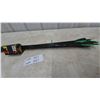 Image 4 : 12 D+Q Carbon Arrows #550 with Broadhead and Practice Tips