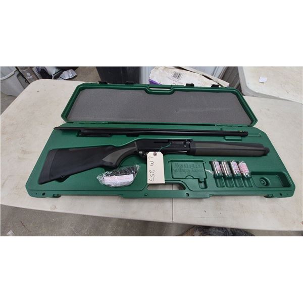 Remington VersaMax Semi-Auto Shotgun, 12 Gauge, 28”, S/N 400292REVOO